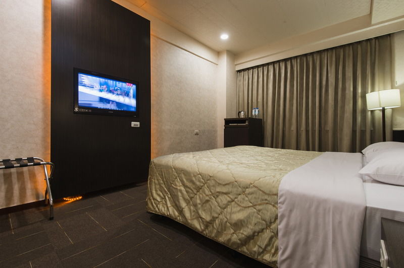 Atami Hotel Taipei Exterior photo